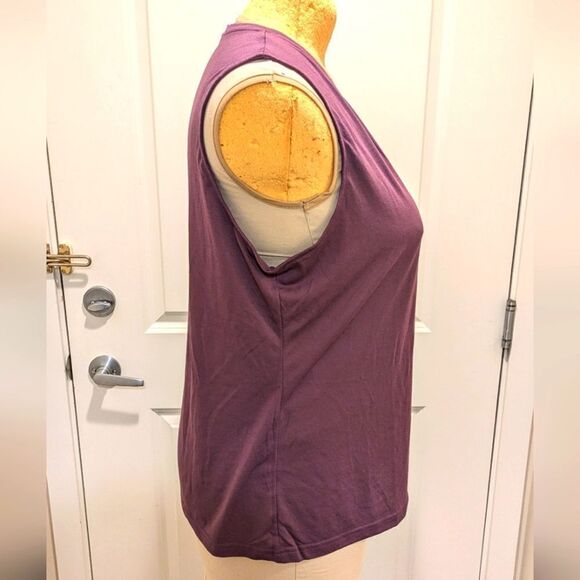 $5 Item! NWT Reebok 2X Supreme Tee Speedwick Purple Sleeveless Workout Top - Picture 3 of 9